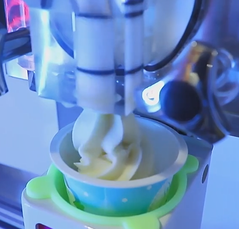 Soft Ice Cream Vending Machine - Commercial Ice Maker recensione e prezzo