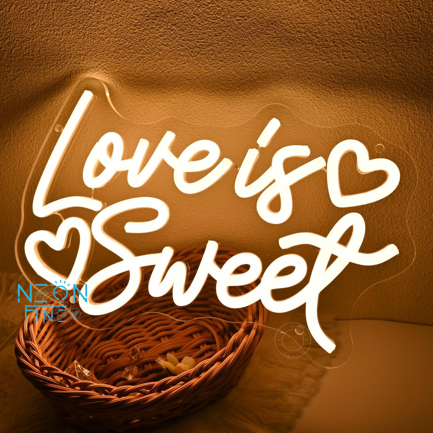 Love Is Sweet Neon Light Sign  - Commercial Kitchen Walls recensione e prezzo